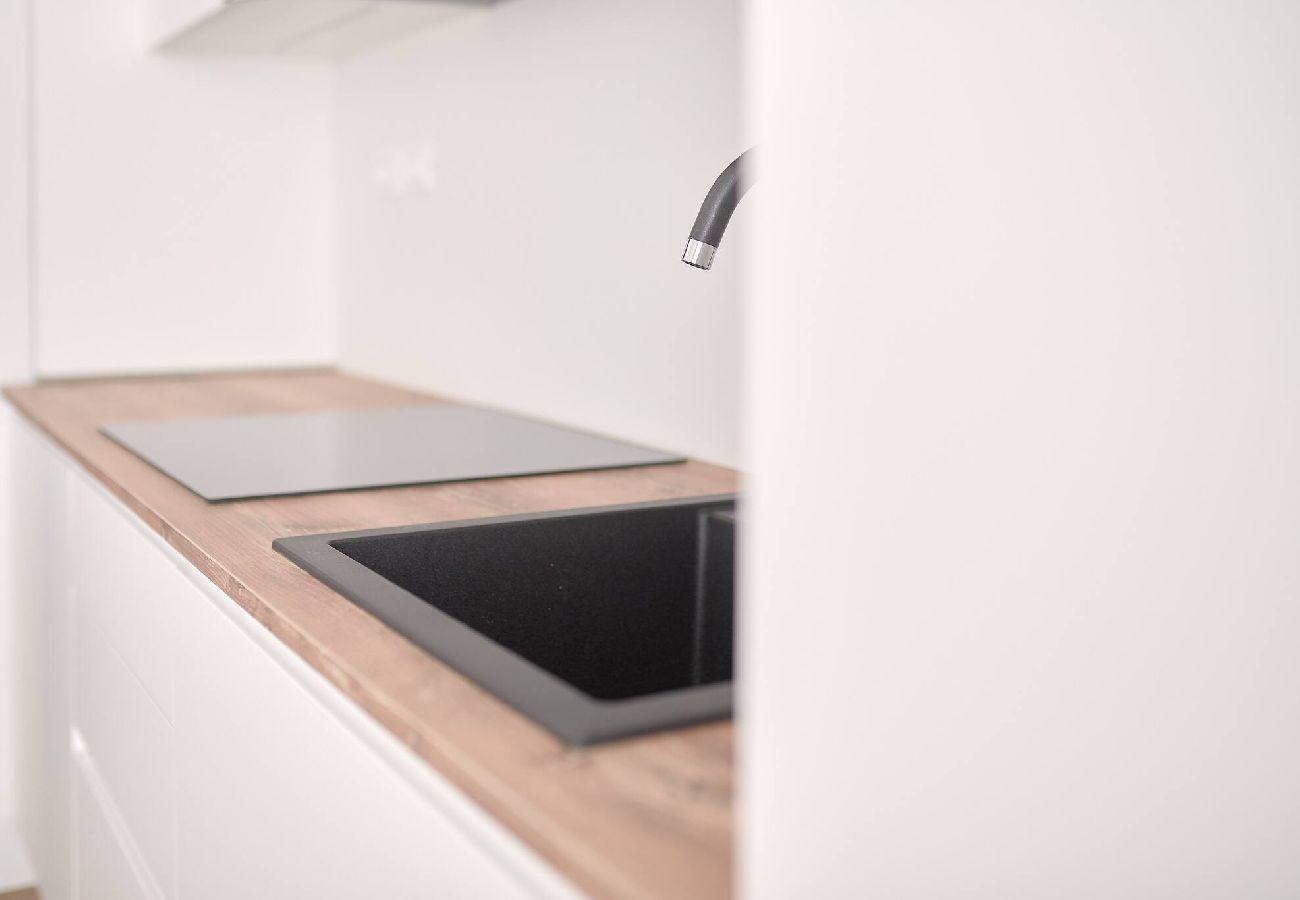 Ferienwohnung in Jesolo - West Village Appartamento - NUOVO con piscina 