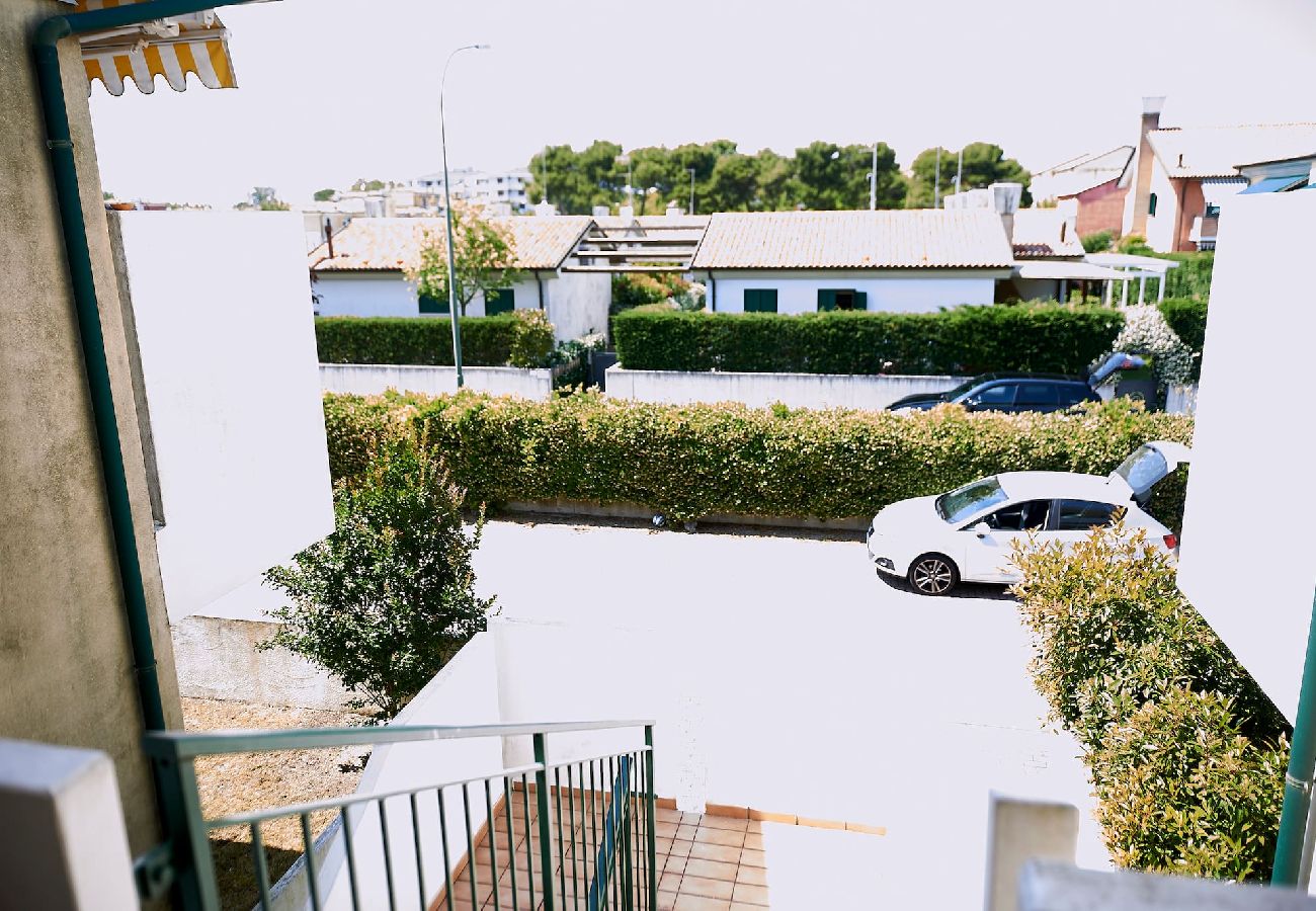Apartment in Cavallino-Treporti - Appartamento Smeraldo a 100m dal mare 