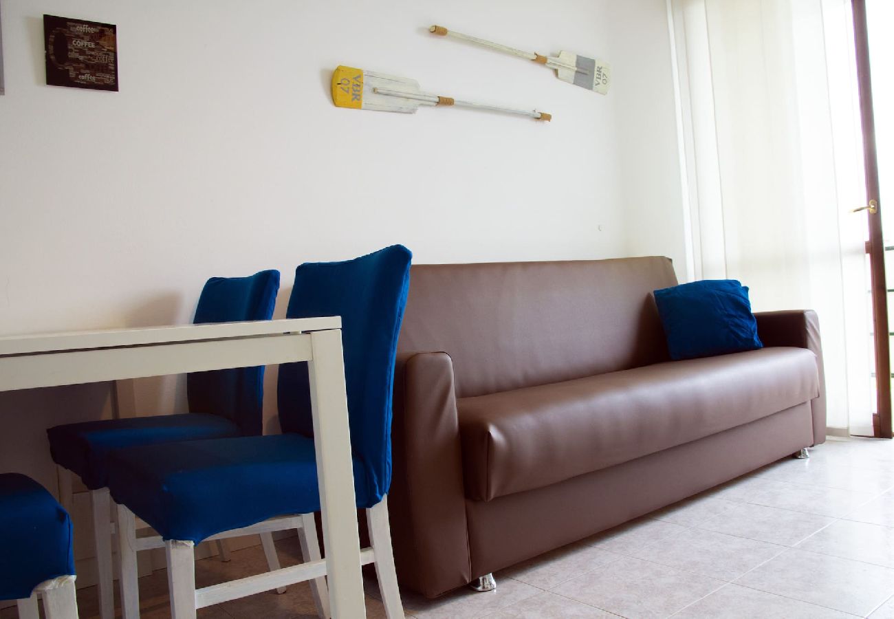 Apartment in Cavallino-Treporti - Grazioso appartamento Cobalto a 100m dal mare 