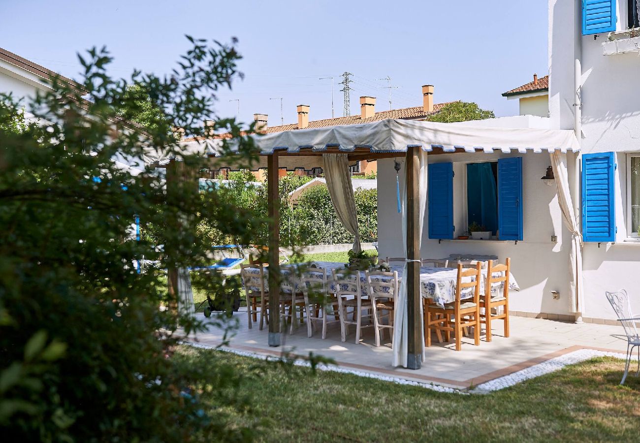 House in Jesolo - Cà Del Mar - Villa con giardino e piscina 
